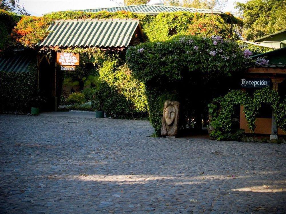 Hotel Posada De Don Rodrigo Panajachel Exteriör bild