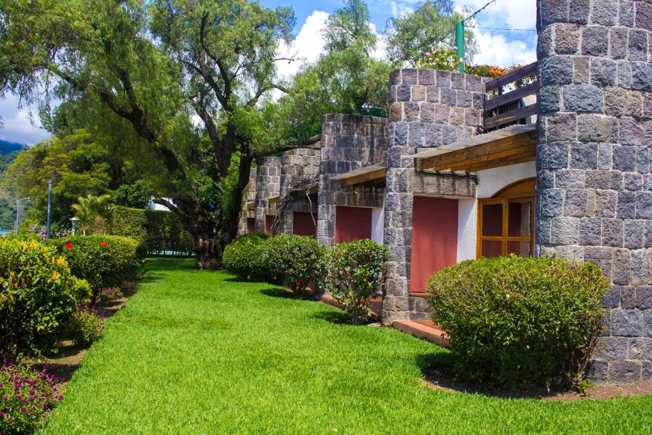Hotel Posada De Don Rodrigo Panajachel Exteriör bild