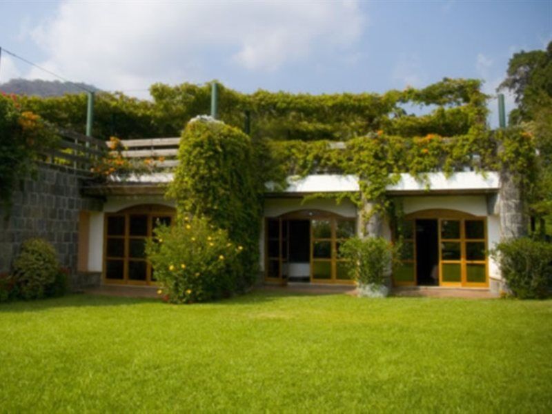 Hotel Posada De Don Rodrigo Panajachel Exteriör bild